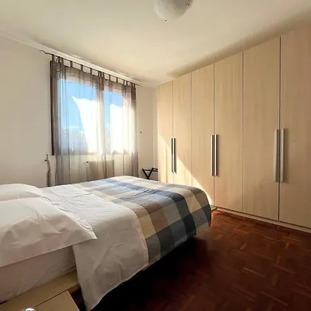 Miky's 아파트 카스테나소